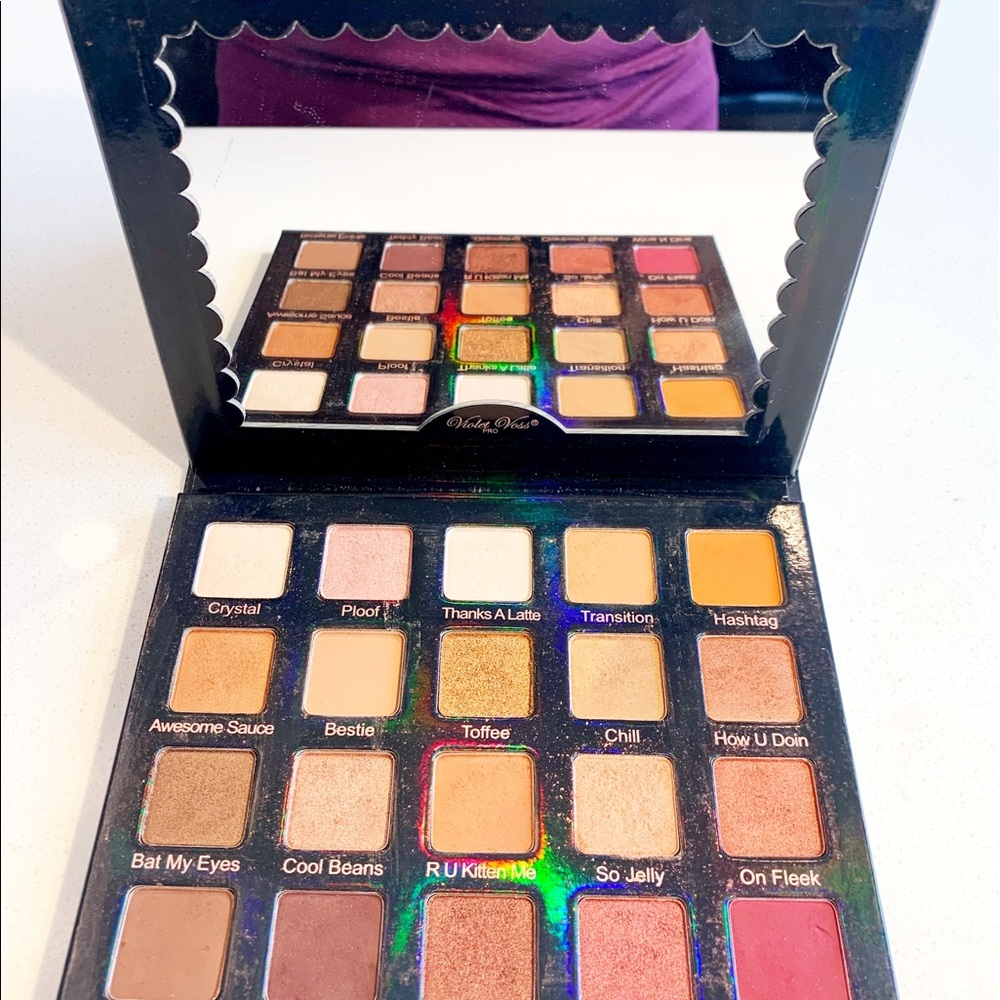 Violet Voss HG Palette